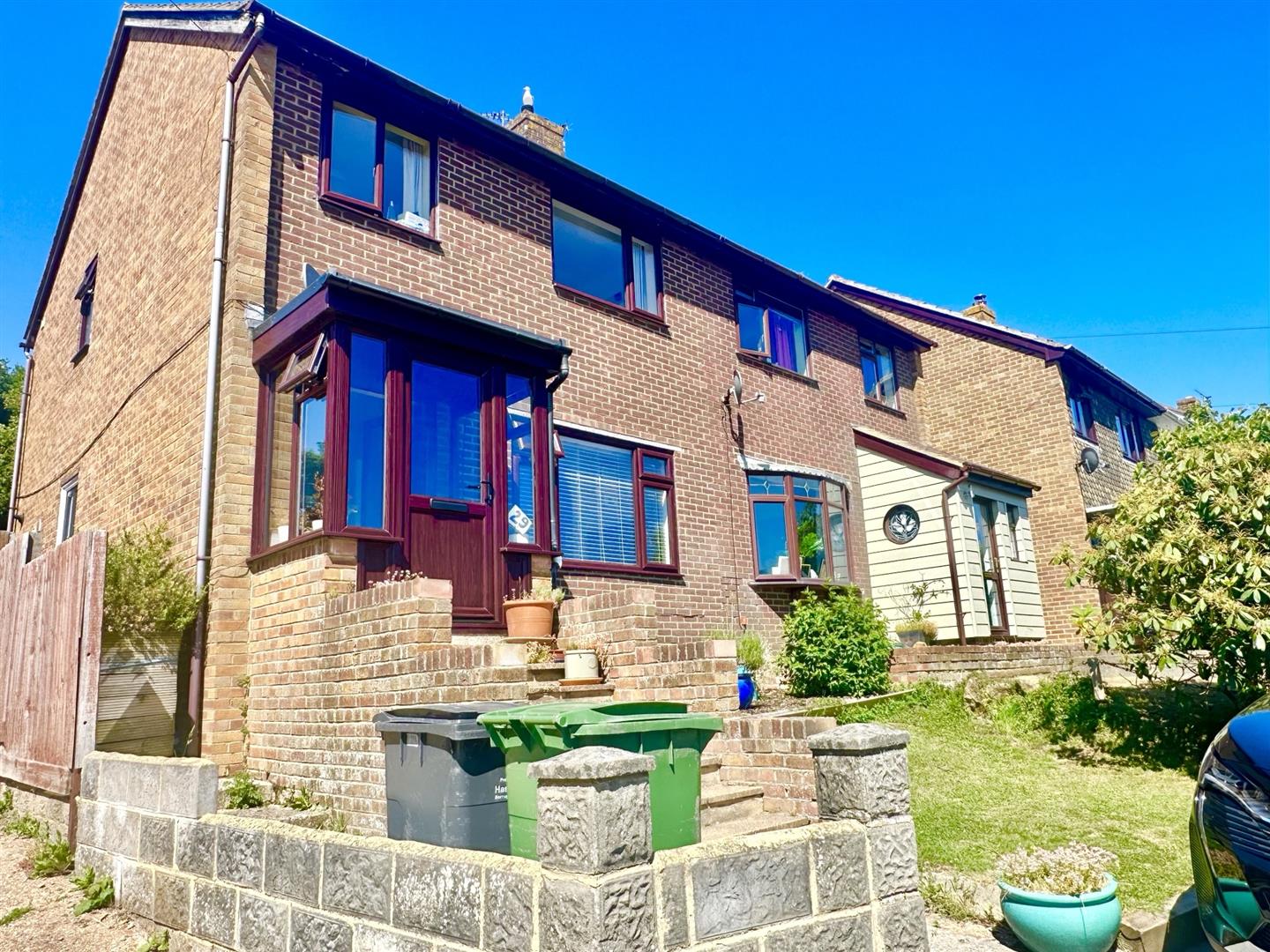3 bed property in Fairstone Close, Hastings